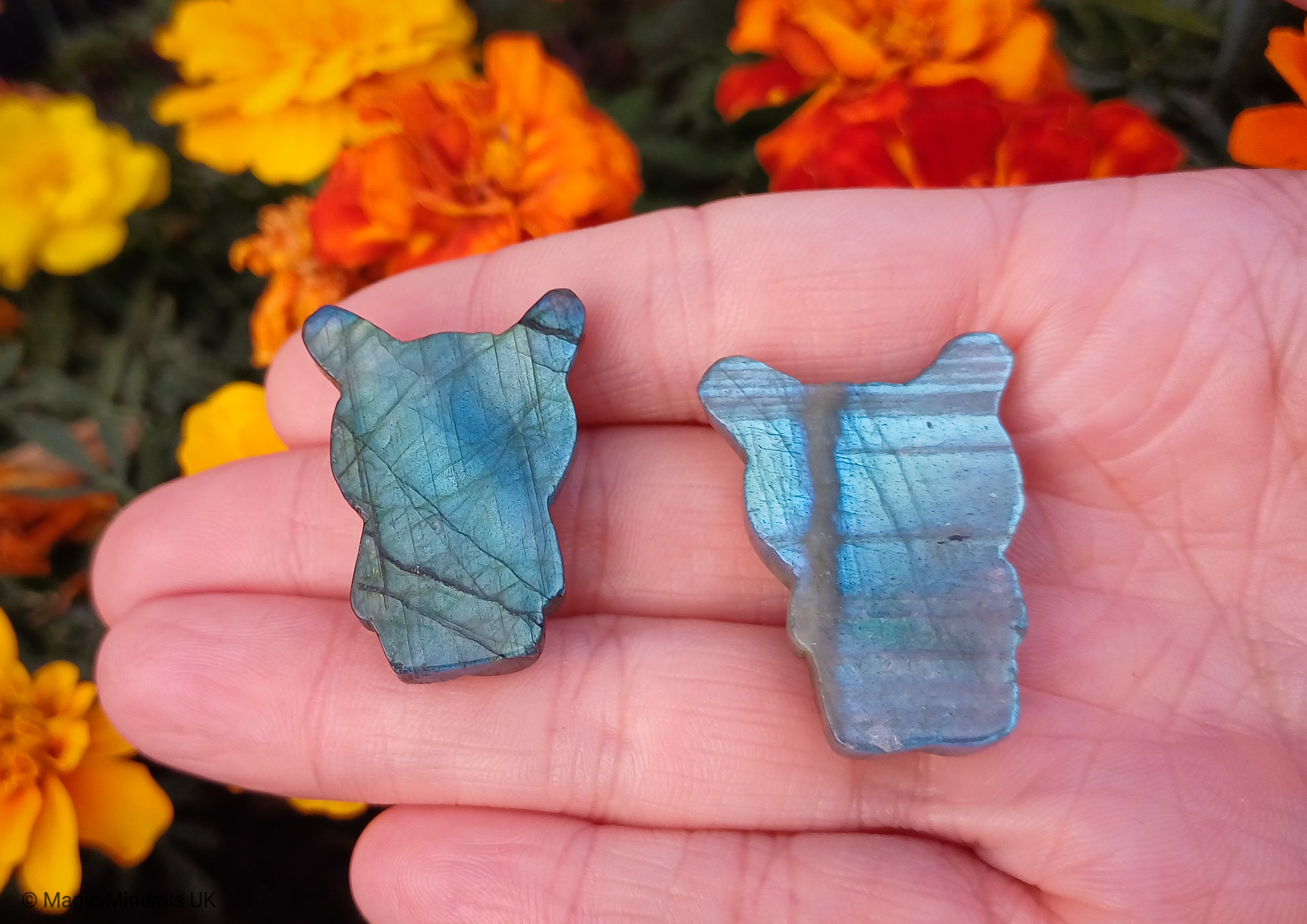kuromi labradorite carving